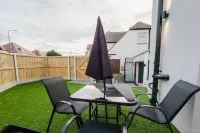 豪華海濱之家帶停車位，可容納8人，由Adliv 馬蓋特住宿飯店