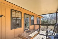 Unwind Fireside: Serene Murphy Escape w/ Hot Tub! - Parking