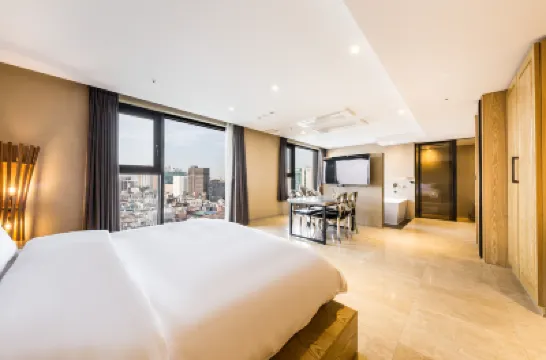 리치웰 호텔 신사역 주변 호텔