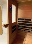 Hidden Hemlock Retreat Sauna, Spa Tub, Fireplace, 500M Wi-fi, L2+ EV Charger