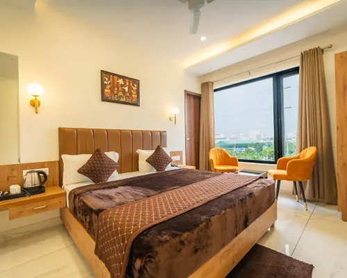 ホテルパークヒルズ サヒブザダ・アジット・シン・ナガーのホテル