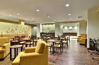 Sleep Inn & Suites Parkersburg - 2 Sao