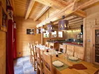 Chalet in Les Deux Alpes with Private Pool - Balkon