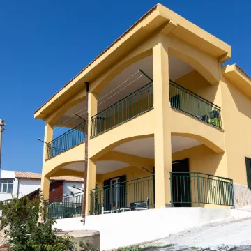 Family-Friendly Sicily Stay