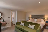 The Bell Hotel, Saxmundham Hotels in Saxmundham