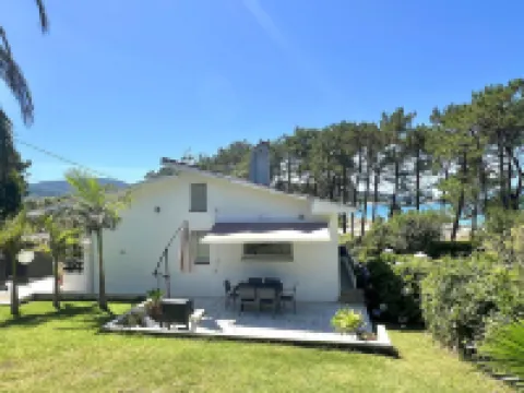 Sunny Home Near the Sea