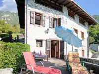 Lakeside Living with Adventure - Apartments
