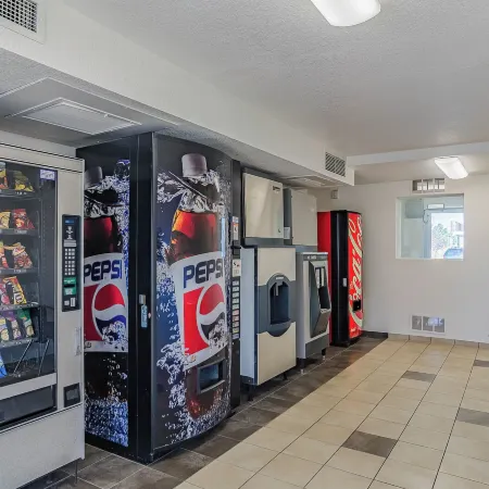 Motel 6 Cheyenne, WY