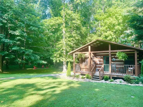 Extremely clean cabin in a quiet setting with an outdoor fire pit.
