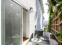 Pt Loma Panoramic Views - 2 Bedroom Suite