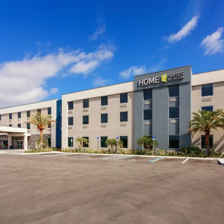 Home2 Suites by Hilton Vero Beach I-95