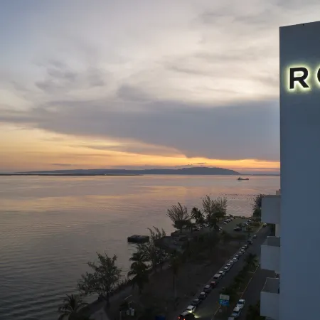 Rok Hotel Kingston, Tapestry Collection by Hilton