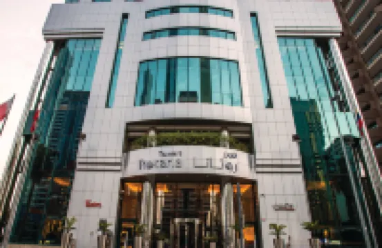 ทาวเวอร์ส โรทาน่า โรงแรมใกล้ดีไอเอฟซี ดูไบ