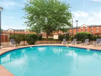 Hampton Inn des Moines-Airport Hotels in Des Moines