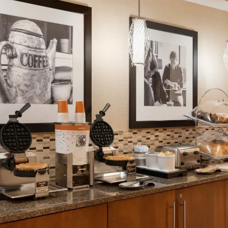 Hampton Inn by Hilton West des Moines Lake Drive