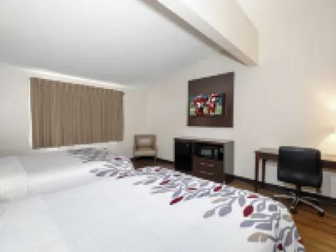 Red Roof Inn Vermillion - U of South Dakota Hotels in Clay County