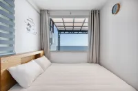 Yeongdeok Searest Pool Villa