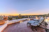 Peaceful and Spacious Villa Just Steps from the Beach!