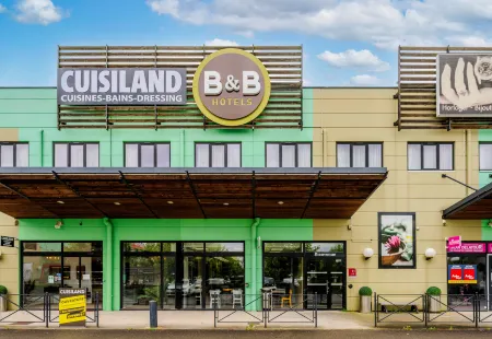 B&B Hotel Cambrai Отели в г. Кревкер сир л'Еско