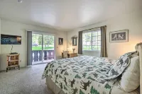 Cozy Condo on Fall River - 1 Mile to Rmnp Gate! - Condos