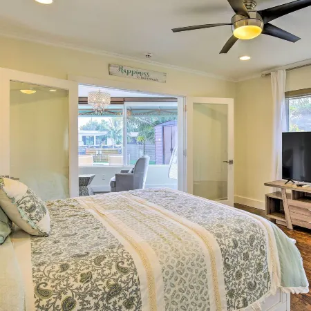 1 Mi to Pompano Beach: Vacation Rental w/ Pool!