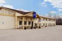 Faribault Hometown Inn & Suites