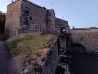 Studio in the heart of Seyne's citadel ski village and lake. Các khách sạn ở Seyne