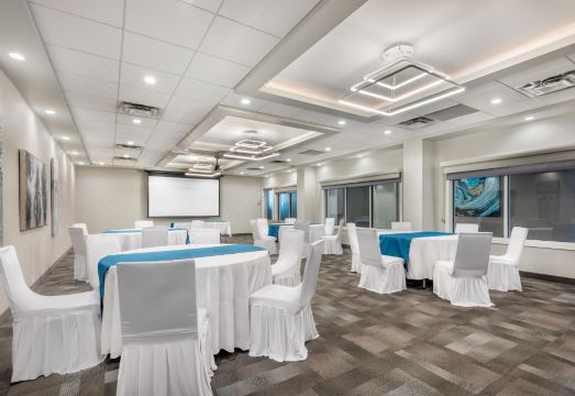 인-터미널 호텔의 편리함