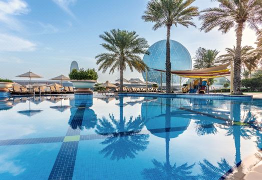 알 라하 비치 호텔