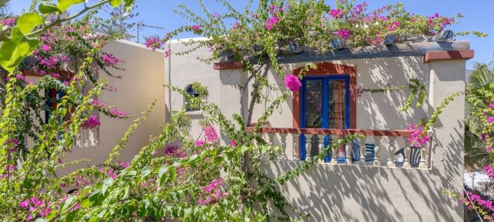 Palm Bay Hotels in Sisi