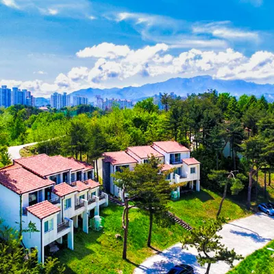 Yeongrangho Resort Hotels near Yeongnangho