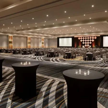 Kansas City Marriott Downtown Отели рядом с Международный аэропорт Канзас-Сити