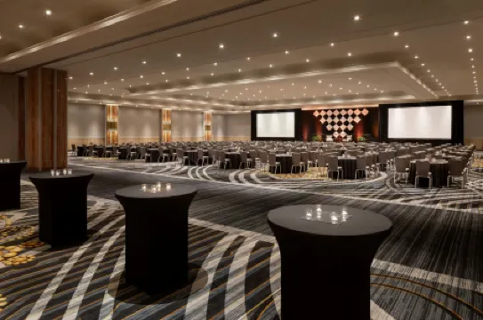 Kansas City Marriott Downtown Отели рядом с Международный аэропорт Канзас-Сити