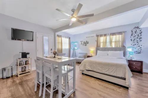 St Conrad Bungalow House - Homestays
