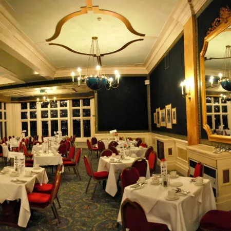 Cairn Hotel