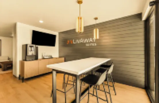 LivAway Suites Phoenix-Surprise
