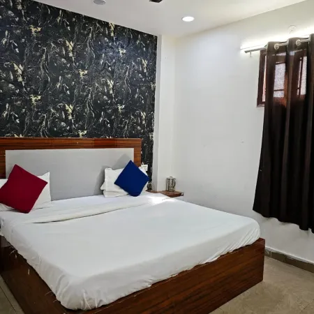 HOTEL SAI SHARNAM Отели рядом с достопримечательностью «Северный Дели»