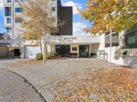 Saints John 2539 Hotels in Dillon