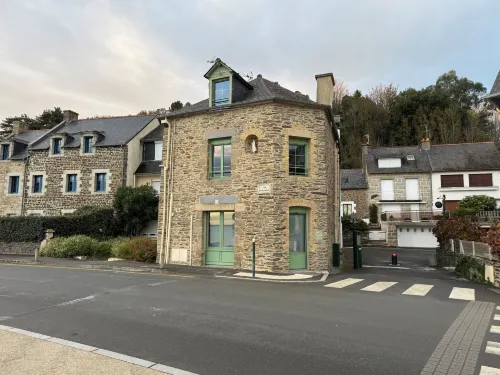 Le Point du Jour 1 Hotels in Cancale