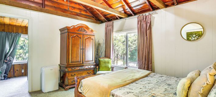 Pet-Friendly California Abode w/ Fenced-in Yard! Hotéis em Crestline