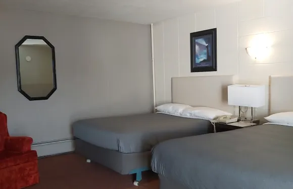 高山餐廳汽車旅館