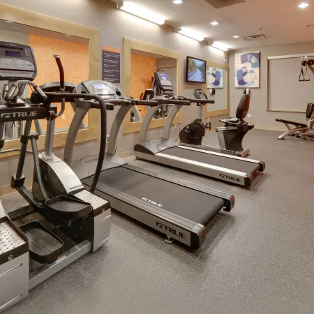 La Quinta Inn & Suites by Wyndham Dallas Love Field