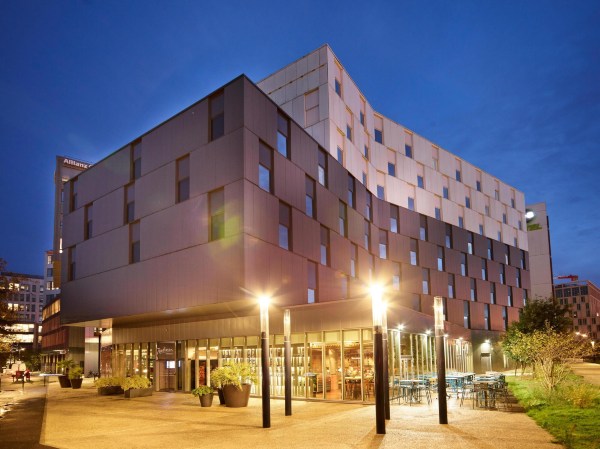 Radisson Hotel Bordeaux Saint Jean Ξενοδοχεία στην πόλη Μπορντώ