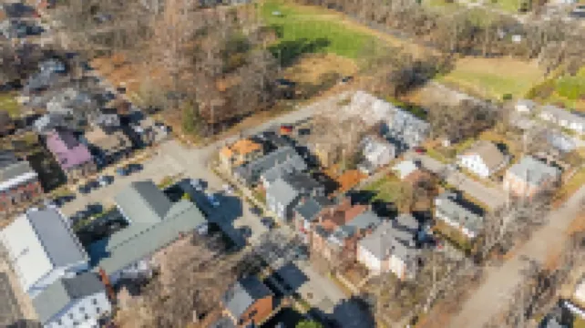 Beautiful and spacious 3BR historic home centrally located in downtown, Madison.