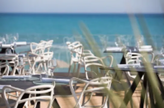 Luna Minoica Suites and Apartments