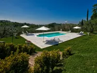 Holiday Home in Sabina with Saltwater Pool