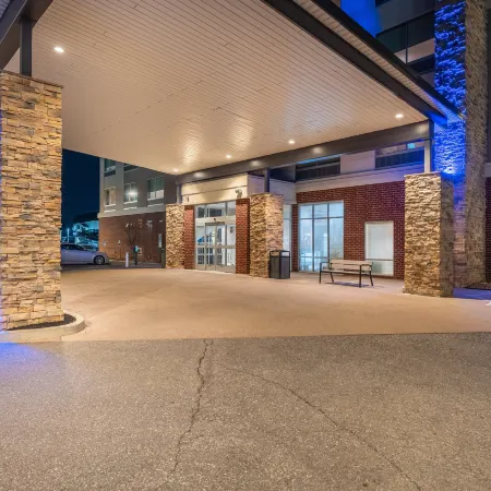 Holiday Inn Express & Suites Nashville North - Springfield by IHG