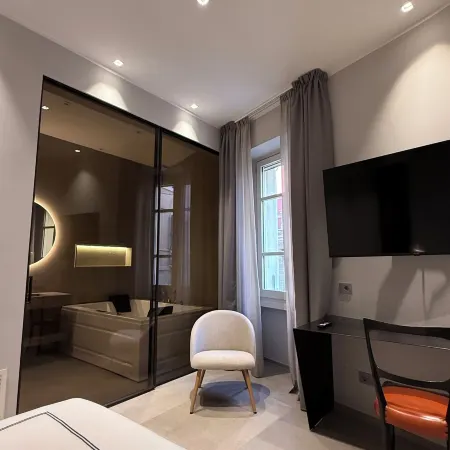 Leopoldo Suites