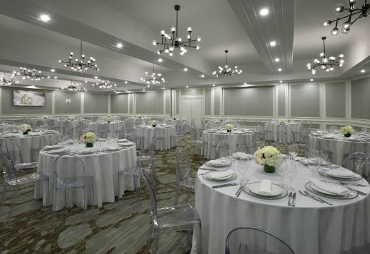 노보텔 현대적 로비