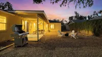 Fire Pit & Covered Patio Near Old Town Scottsdale Arcadia Haven by Avantstay